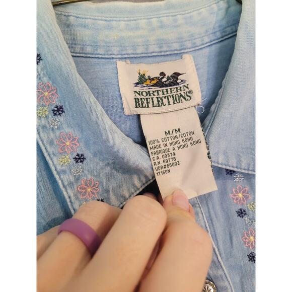 VTG Northern Reflections Chambray Shirt M Blue Embroidered Denim GUC - Picture 5 of 11